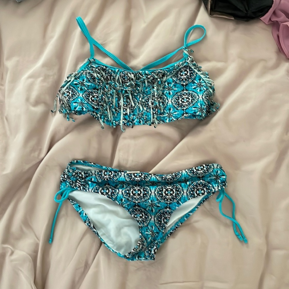 Bathing suit